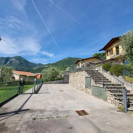 Nyaraló Casa Acqua Iseo - Panoramic House With Private Pool